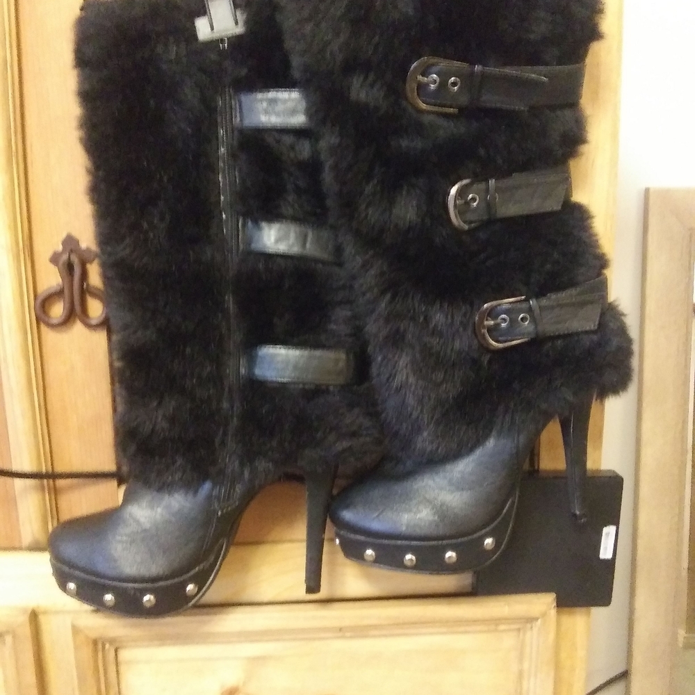 Beautiful black fur boots